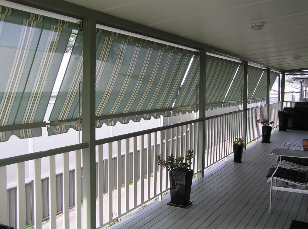 Roll Up Automatic Awnings